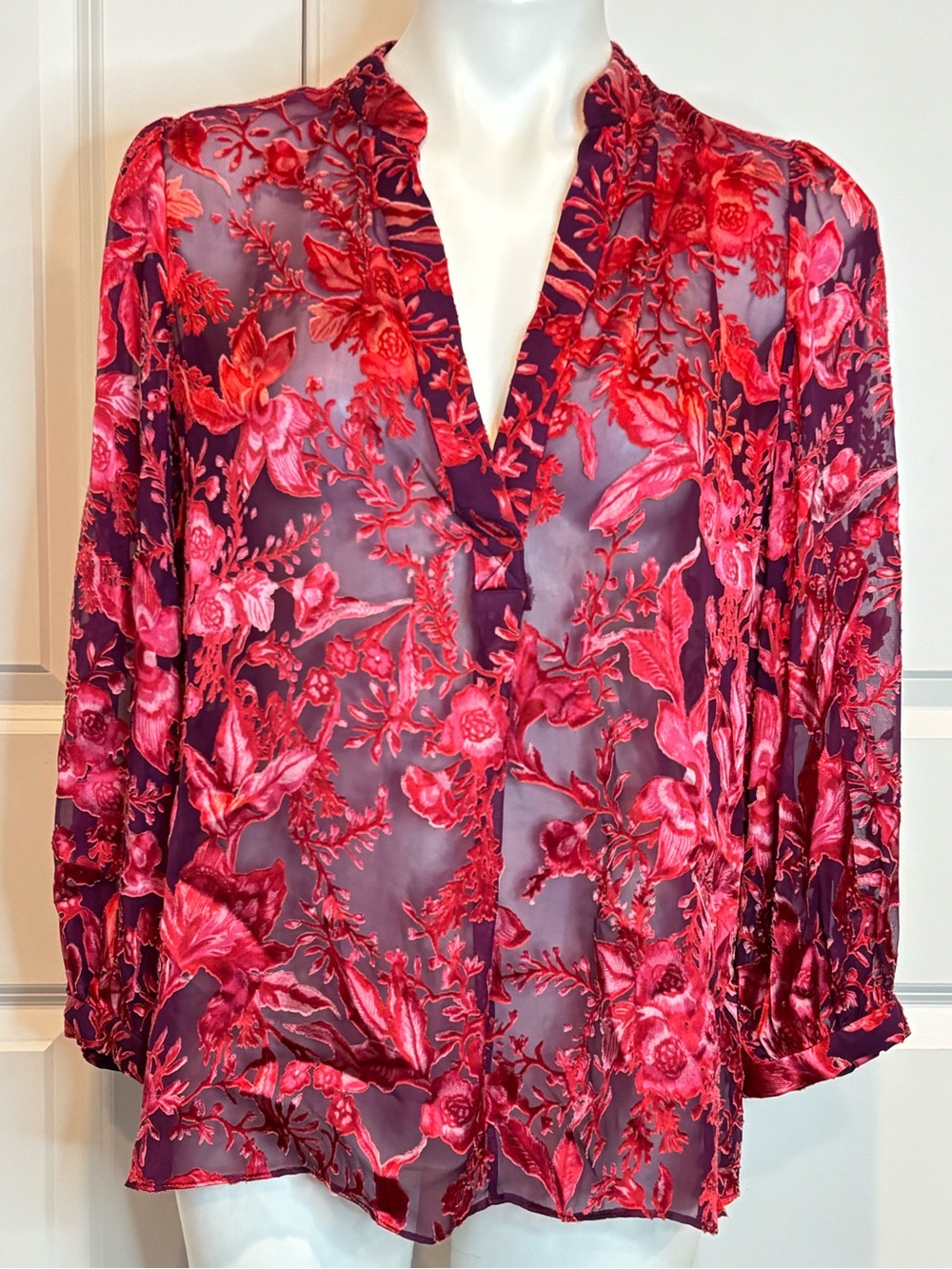 Alice + Olivia Floral Velvet Burnout Sheer V-neck Long Sleeve Top Purple Red M